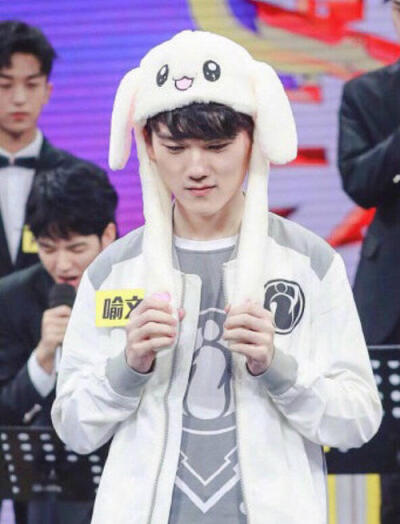 自然嵌入到 自然嵌入到