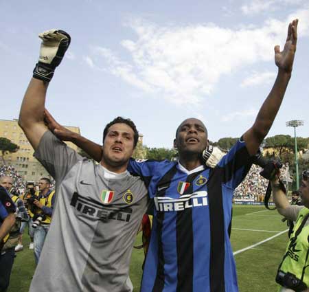 直塞打到弱 直塞打到弱